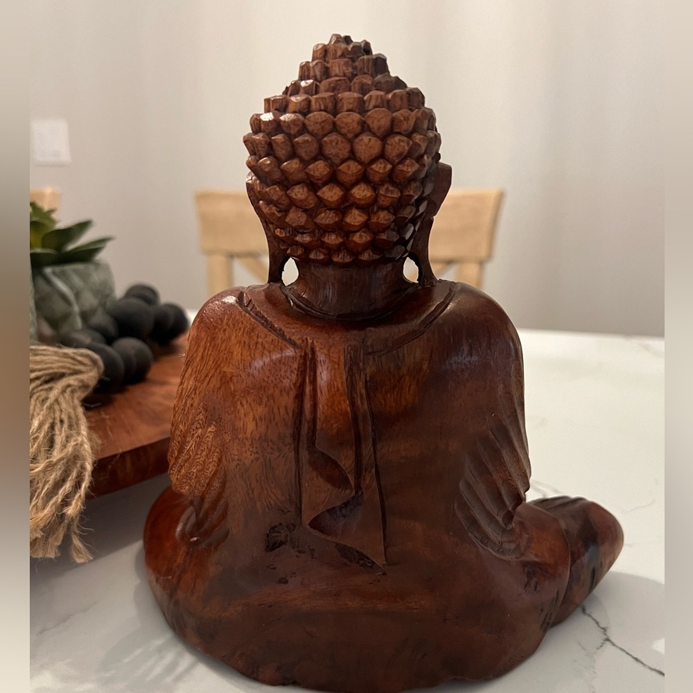 Hand Carved Wooden Seated Prayer Buddha - Picture 5 of 7